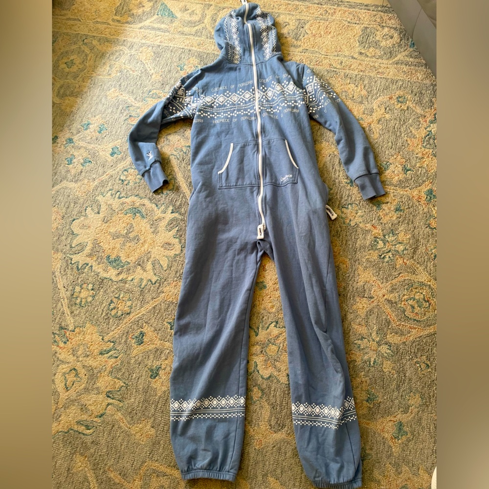 ONEPIECE Norwegian Onesie Size Large